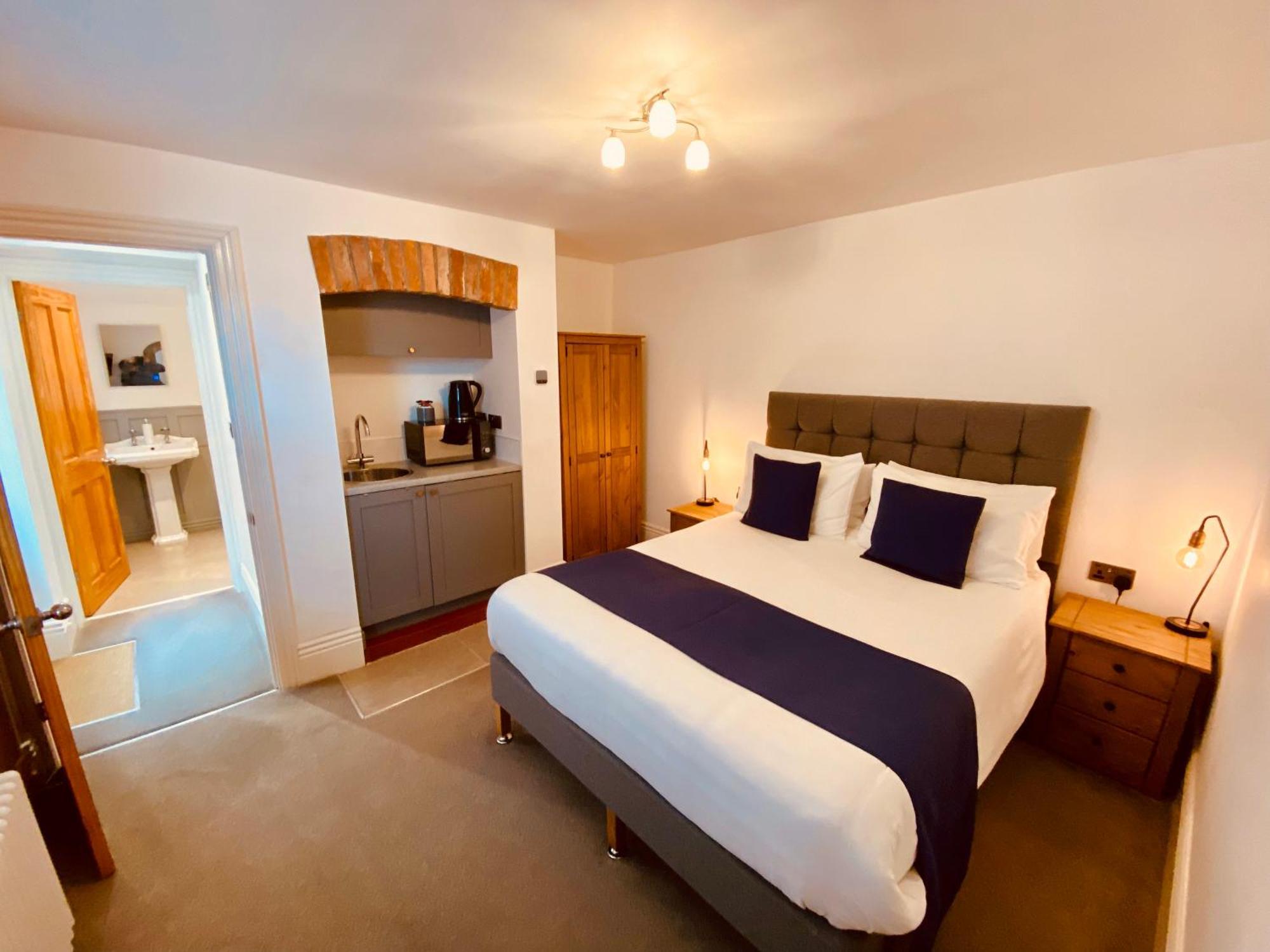 Carlton Guest Suites - 웨이머스만 외부 사진